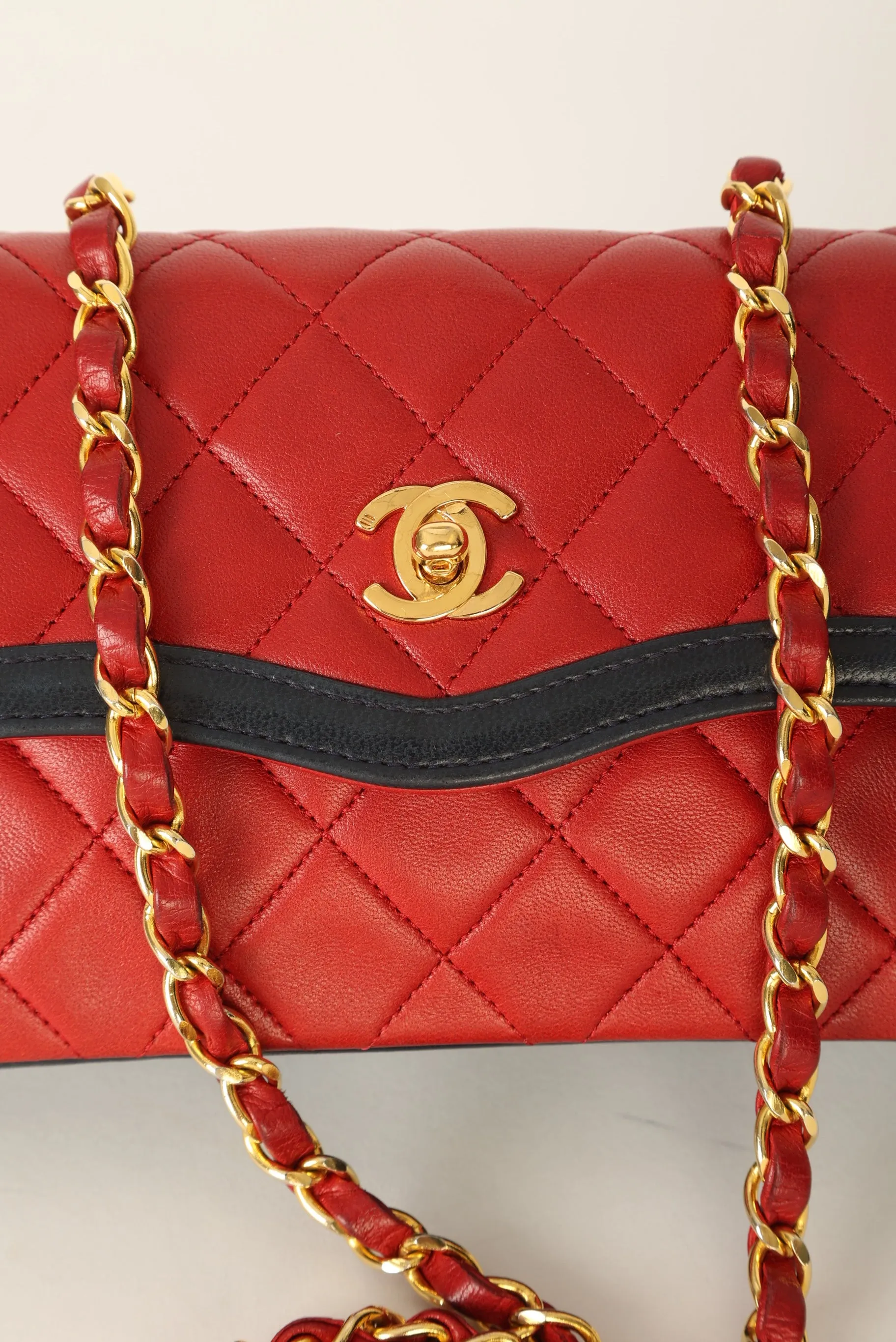 Chanel 1989 Lambskin Mini Flap w/ Wallet