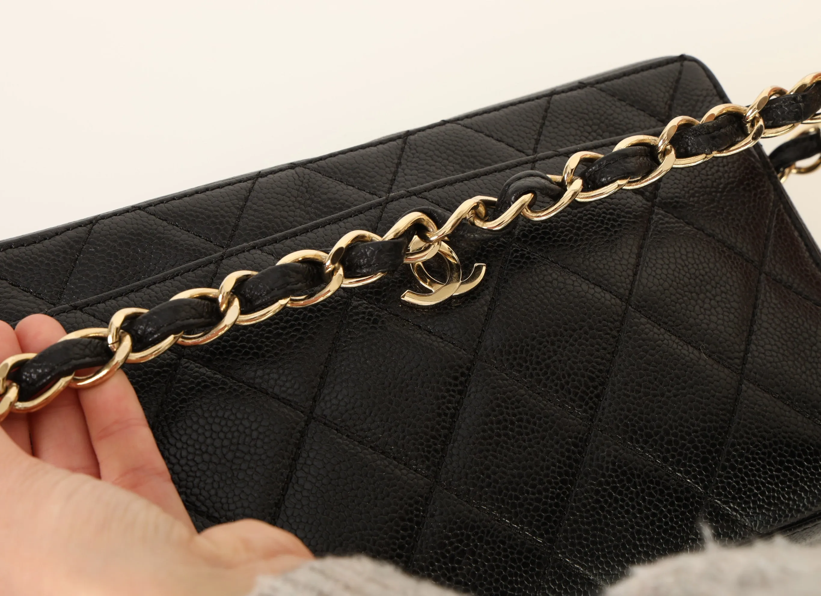 Chanel 2002 Caviar Chain Shoulder Bag