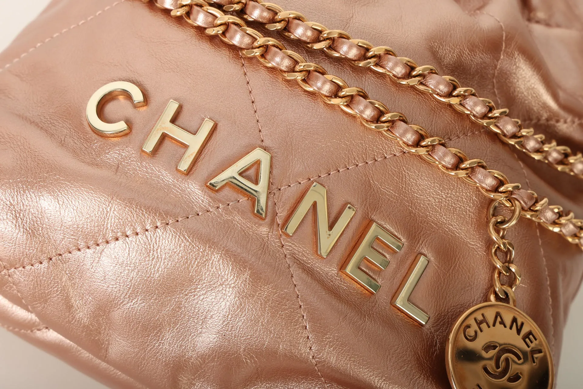 Chanel 2023 Calfskin Rosegold Mini 22