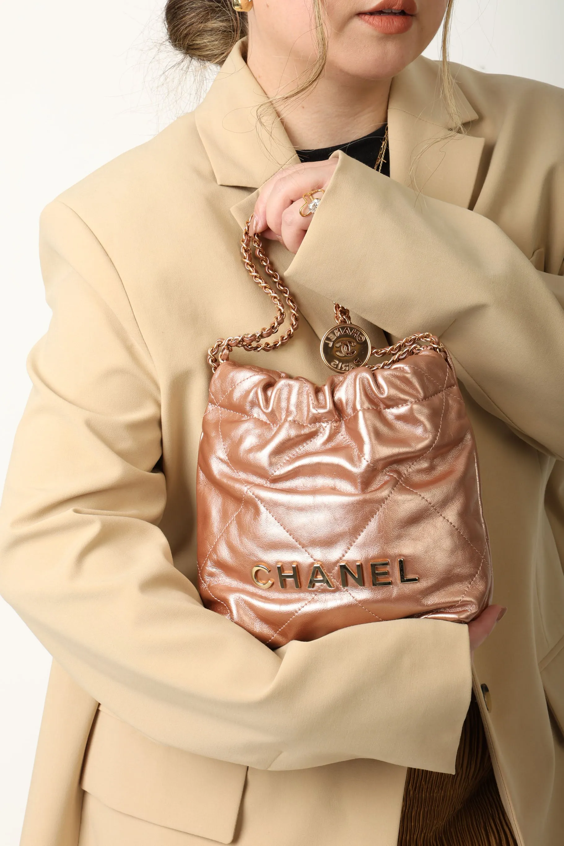 Chanel 2023 Calfskin Rosegold Mini 22