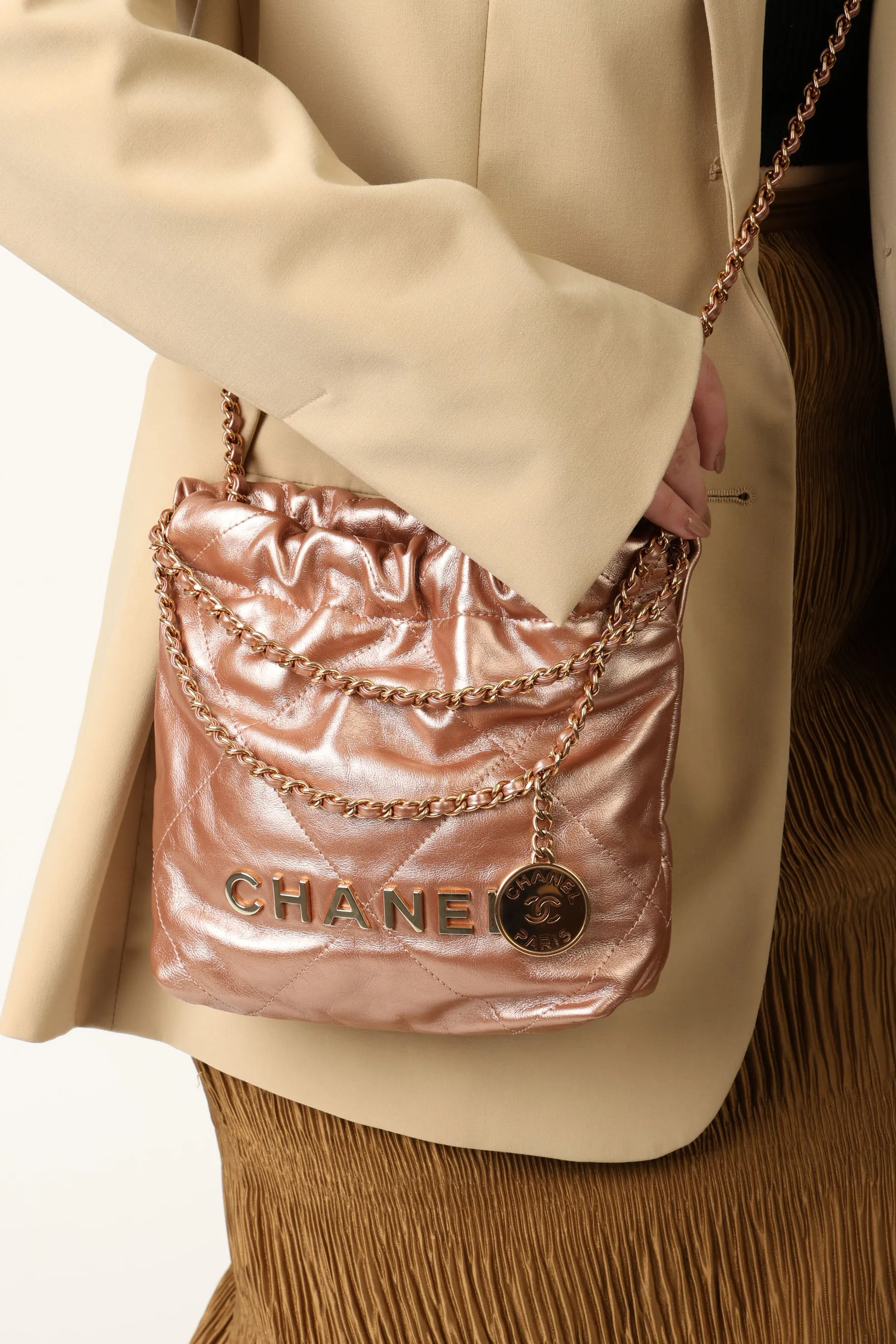 Chanel 2023 Calfskin Rosegold Mini 22