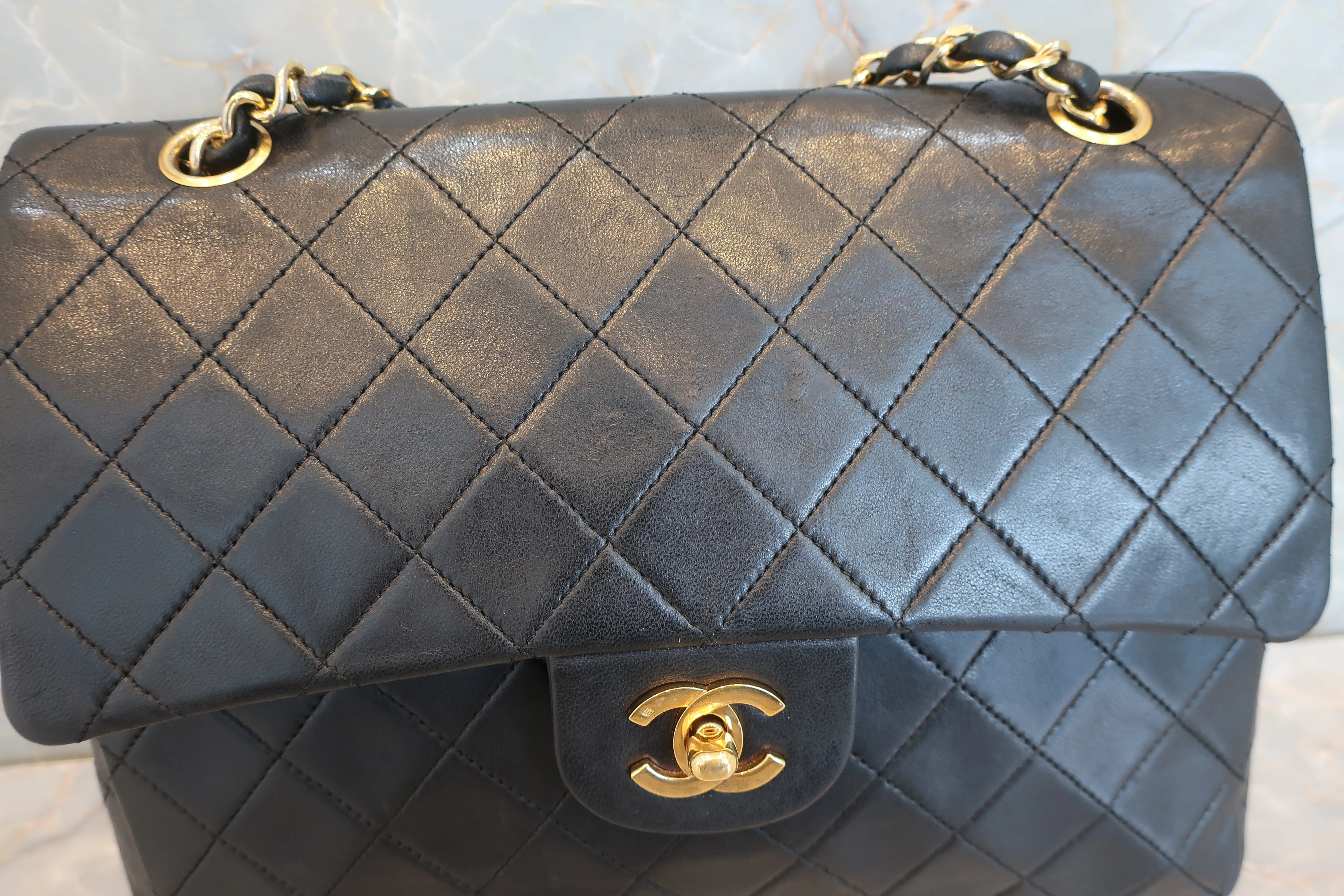 CHANEL/シャネル ダイアナマトラッセチェーンショルダーバッグ ラムスキン ブラック/ゴールド金具 ショルダーバッグ 600060157