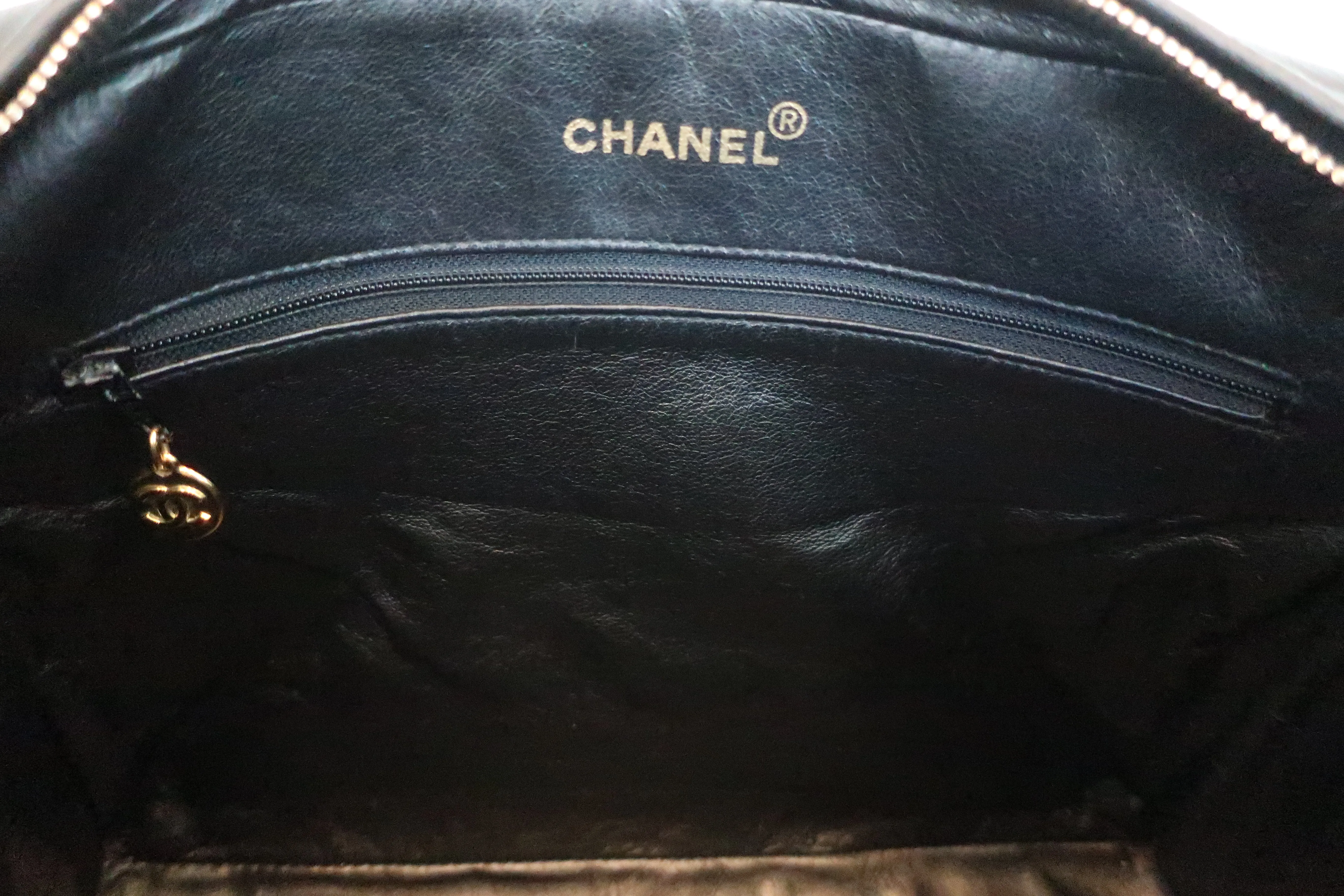 CHANEL/シャネル マトラッセフリンジチェーンショルダーバッグ ラムスキン ブラック/ゴールド金具 ショルダーバッグ 600070053