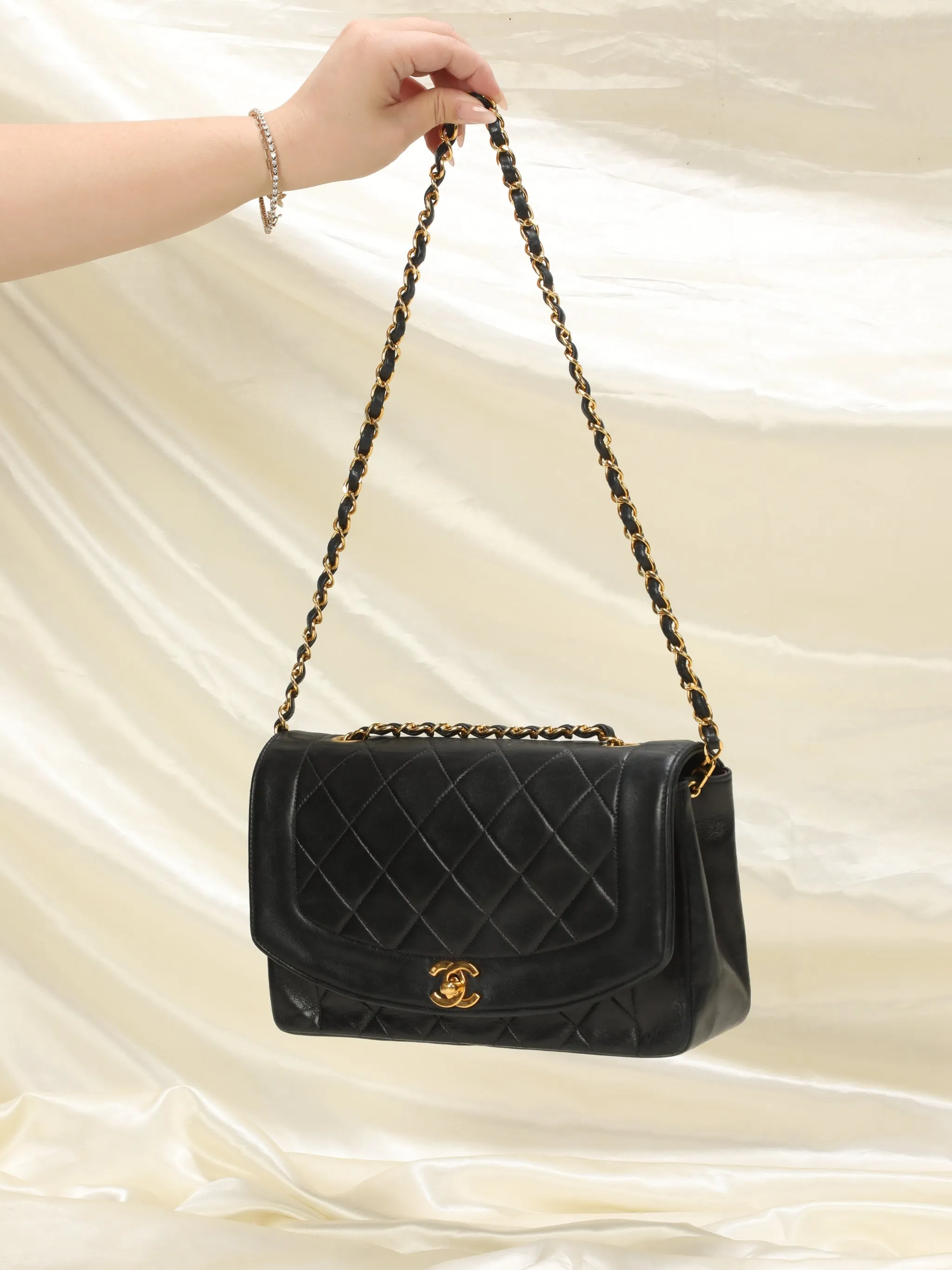 Chanel Diana Medium Flap Bag