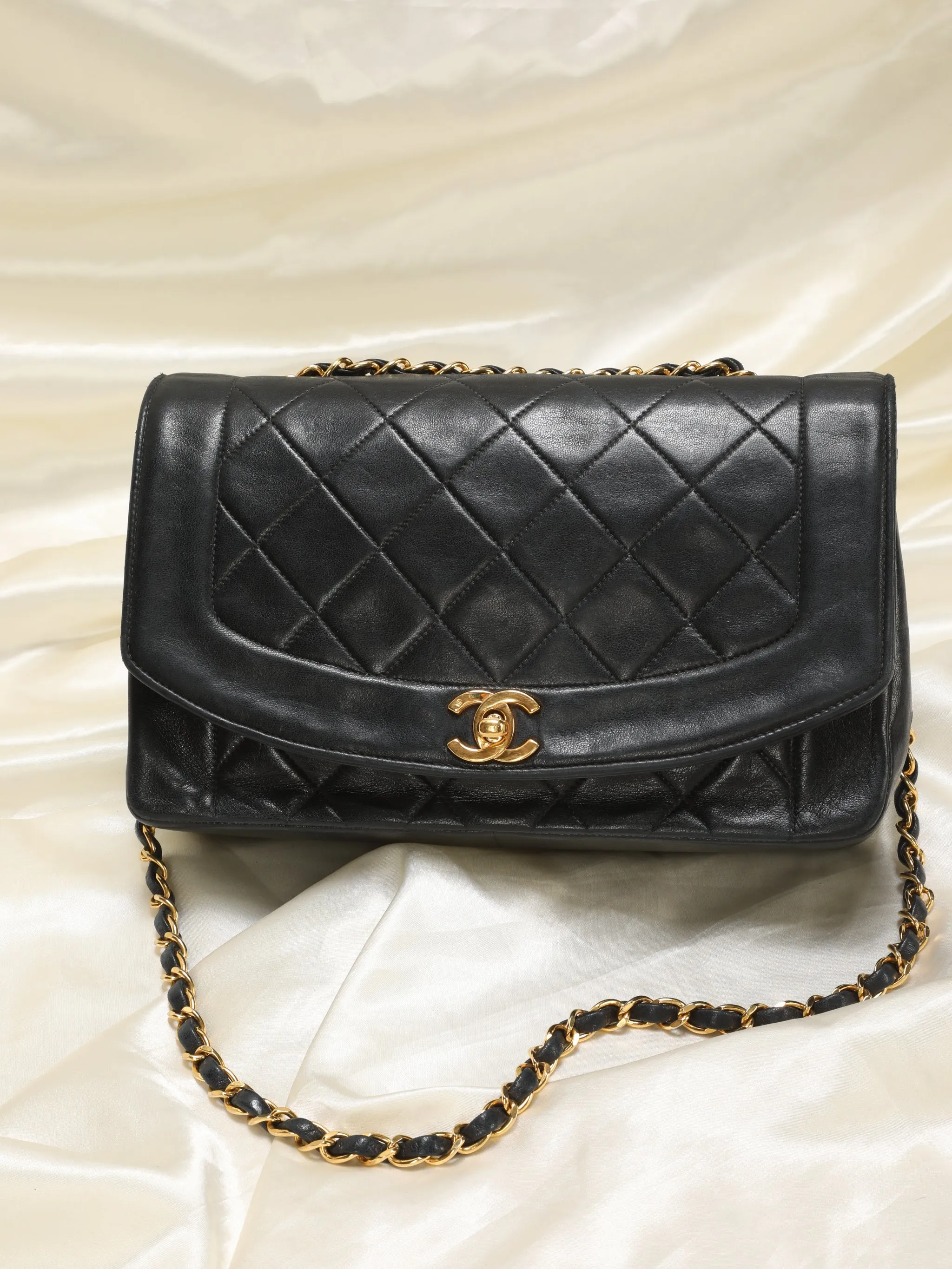 Chanel Diana Medium Flap Bag