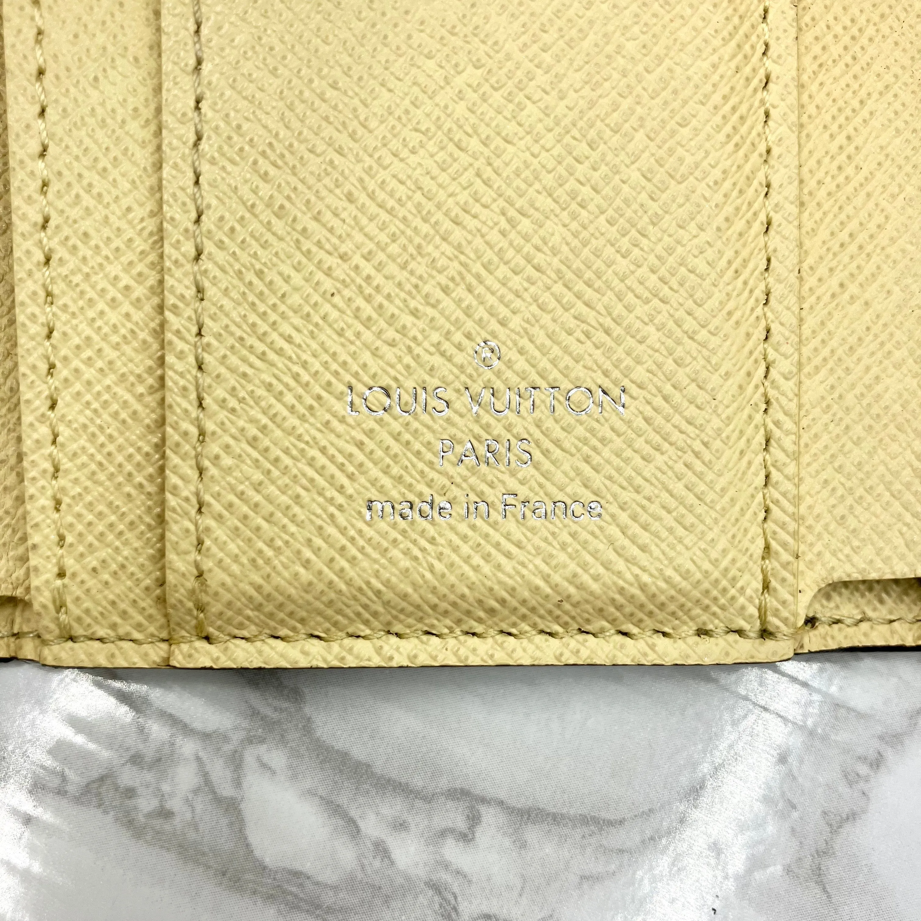 LOUIS VUITTON LV POP ZOE